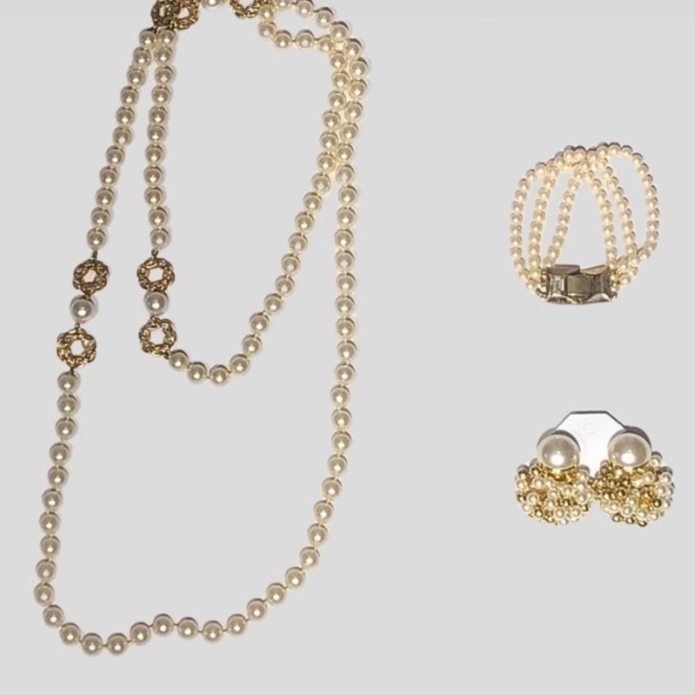 Vintage Faux Pearl Gold Cream Necklace Bracelet Earrings Set